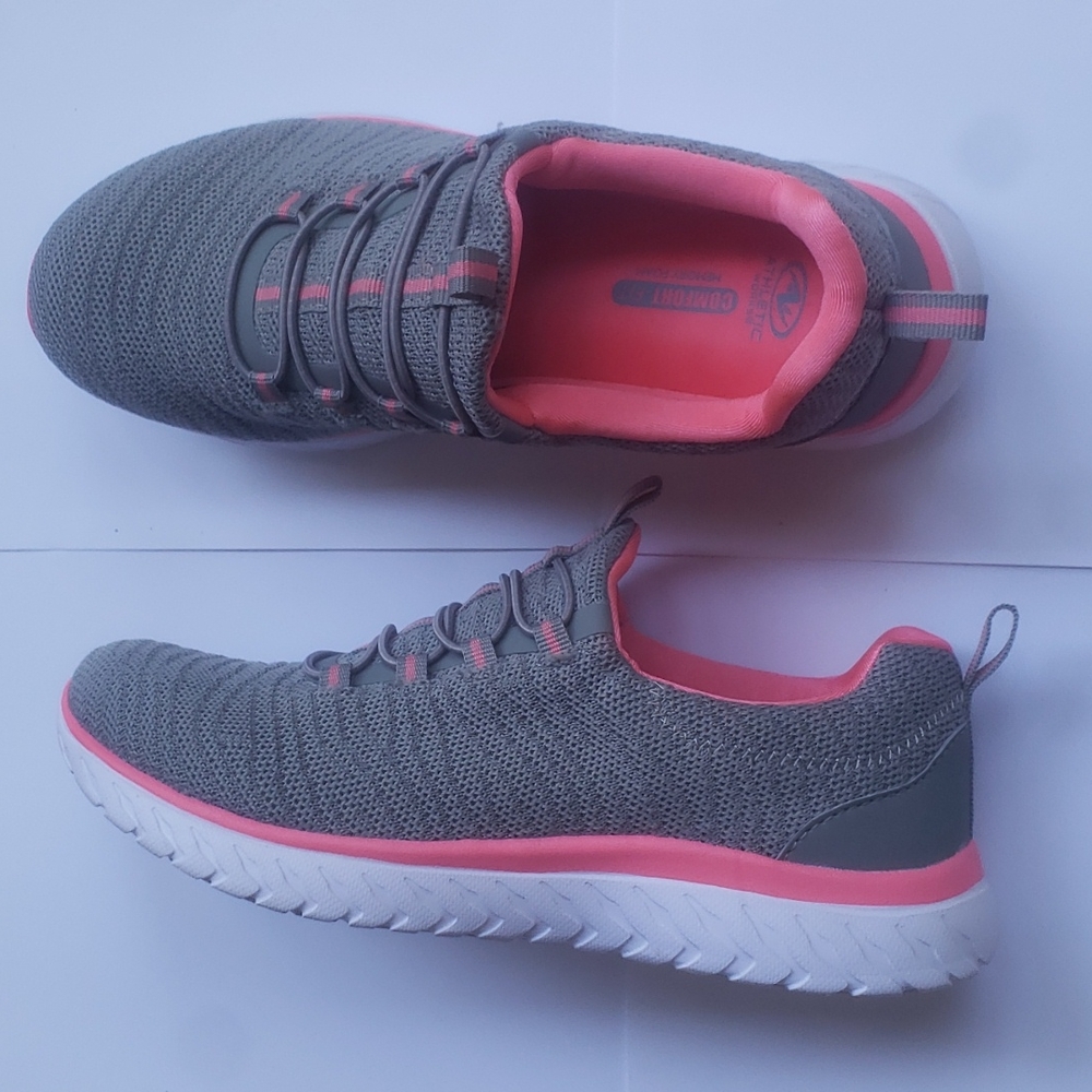 Athletic Works shoes